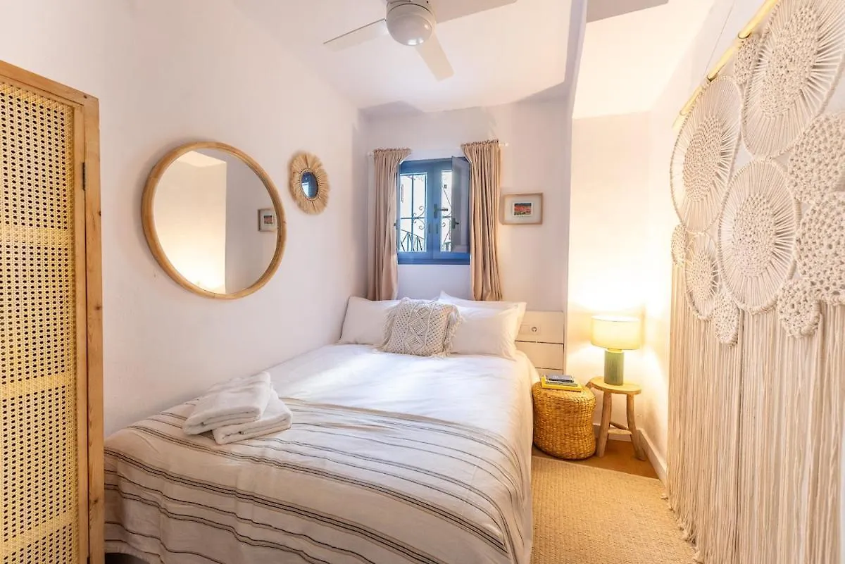 Holiday home La Perla Del Pueblo - 4-Bed Retreat - Pool & Sea Views Villa Almunecar